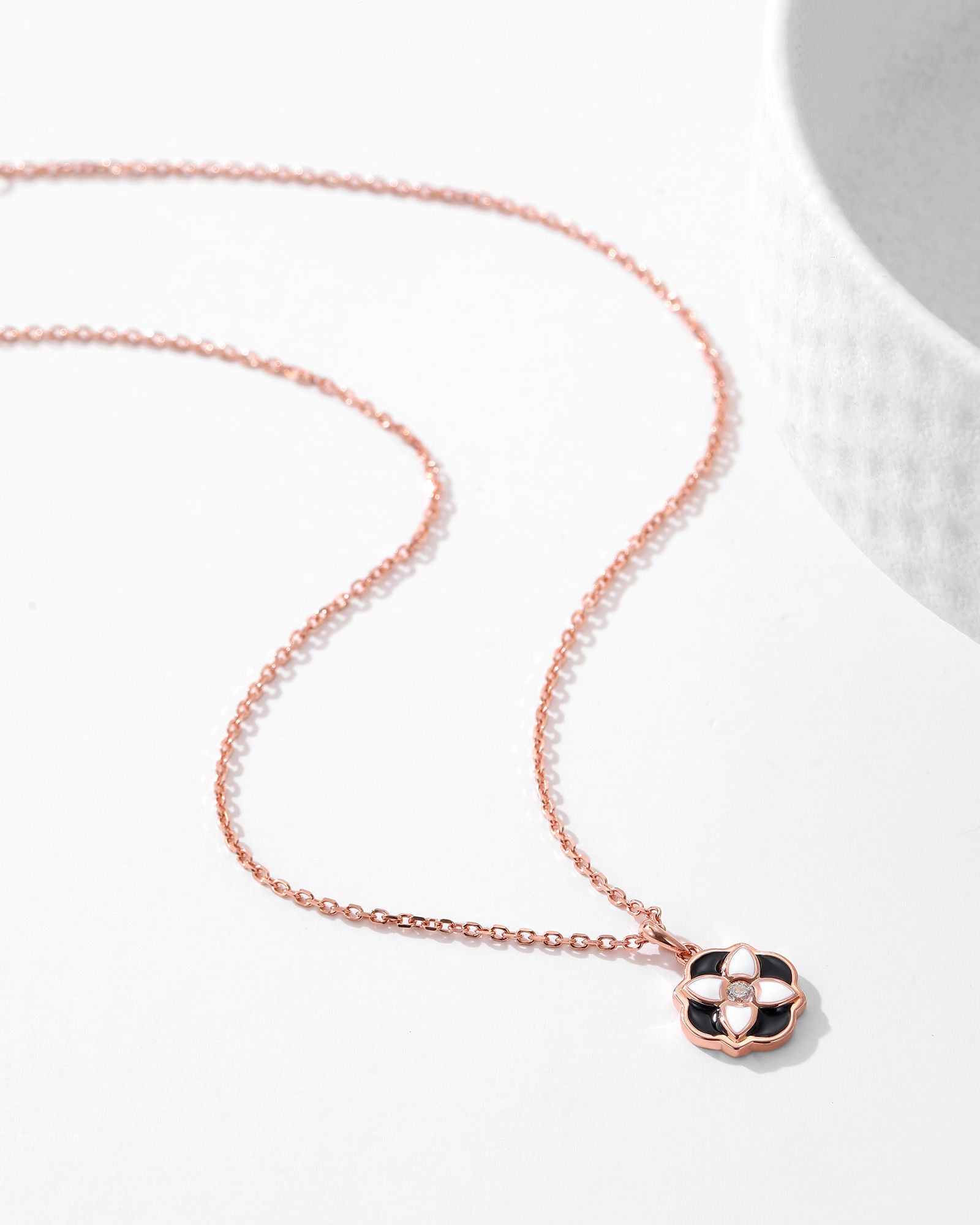 Fleur d’Émail Halskette - 8331000