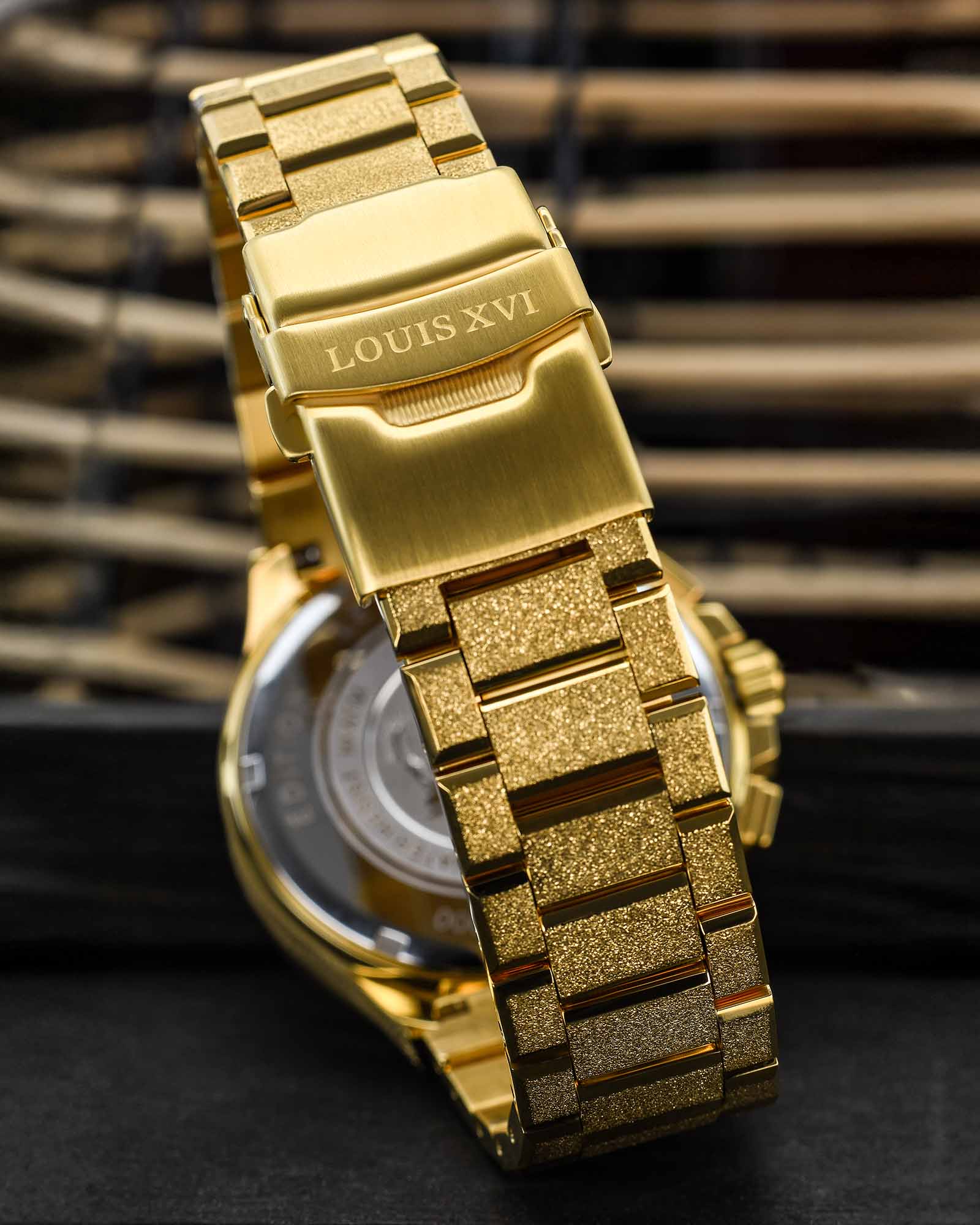 Le Monarque 1218 - 42mm Rainbow-LOUIS XVI