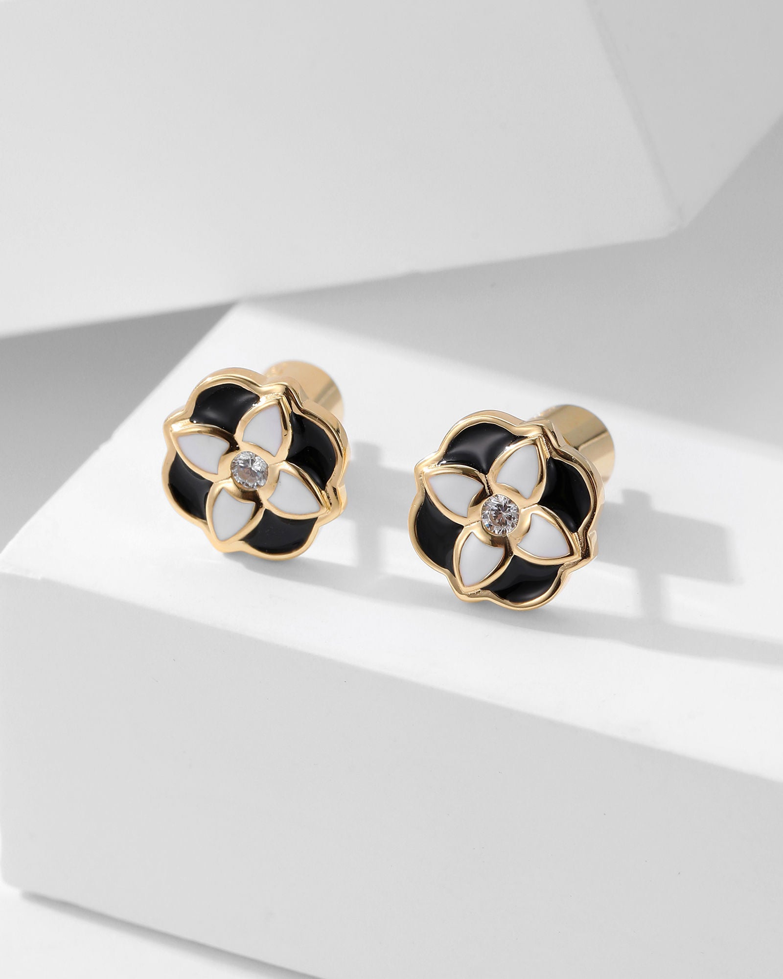 Fleur d’Émail Ohrring - 8340600