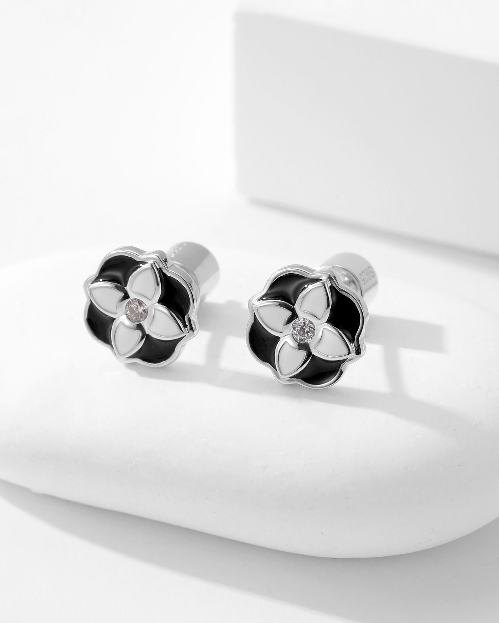 Fleur d’Émail Ohrring - 8342910